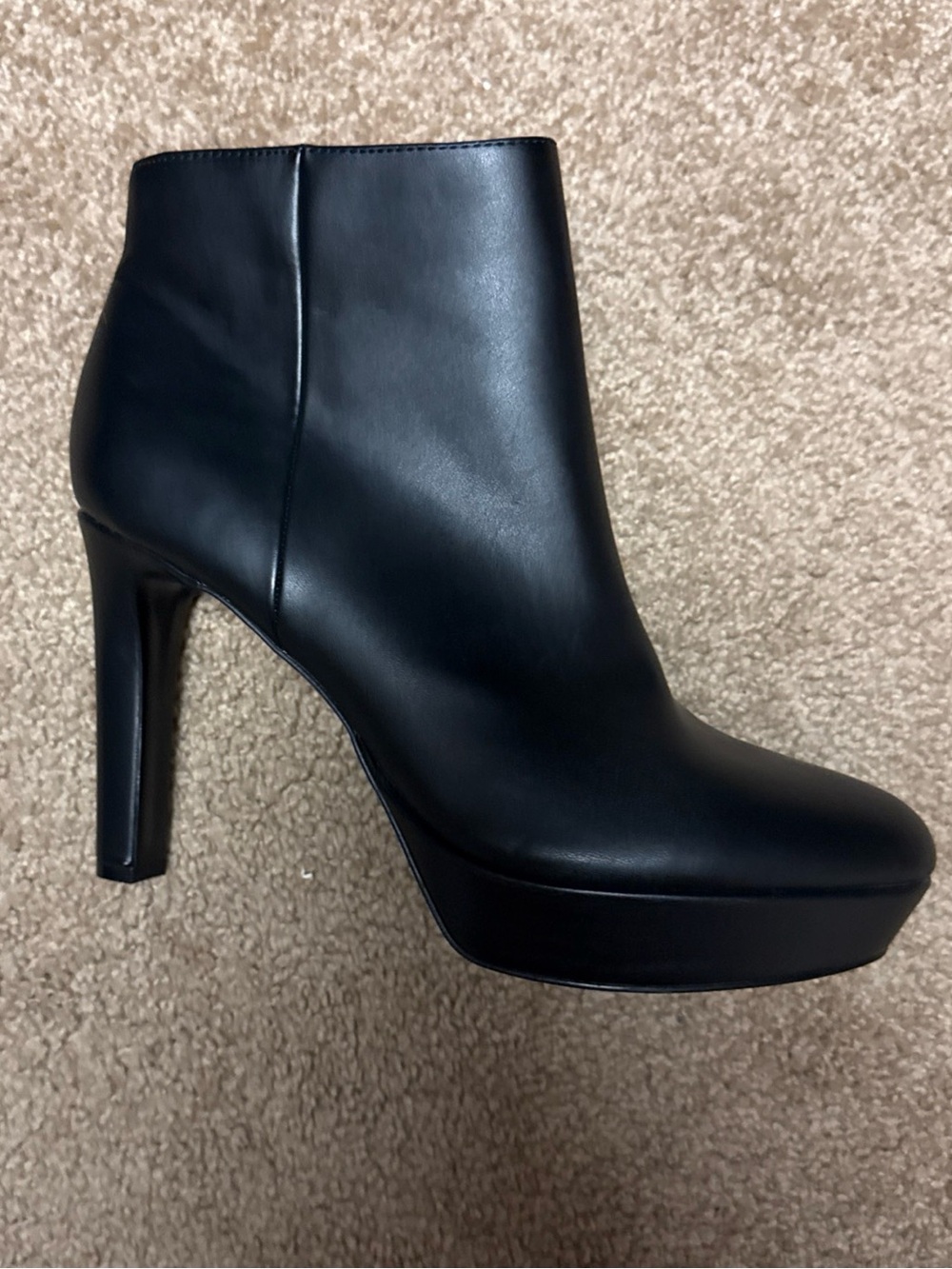 Nine West Black Leather Platform Ankle Booties